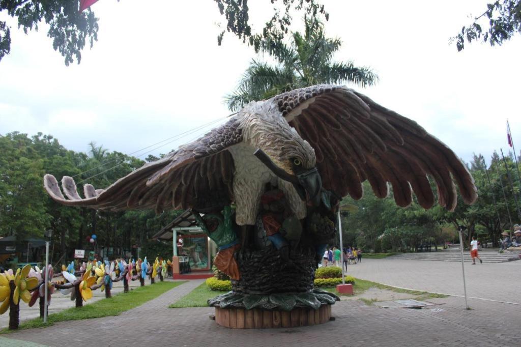 Home Crest Hotel Davao City Exterior foto
